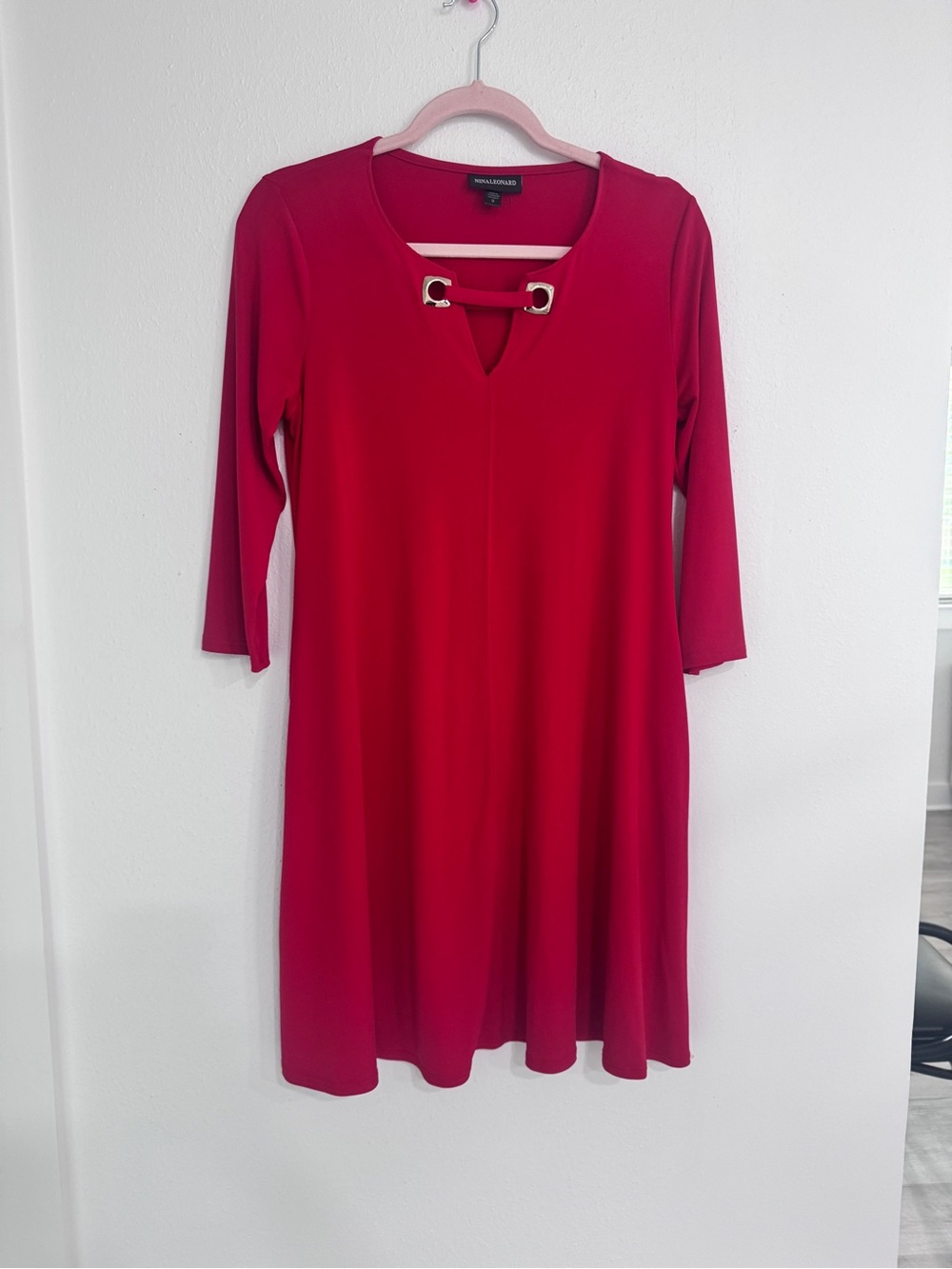 Nina Leonard Red A-Line Dress Gold Hardware Accent Size S 3/4 Sleeve. 0050